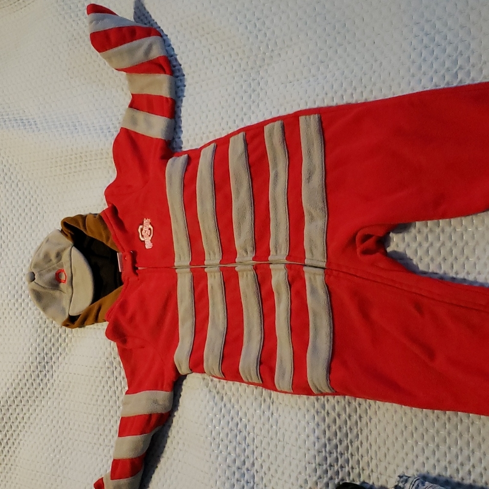 Ohio state outfit